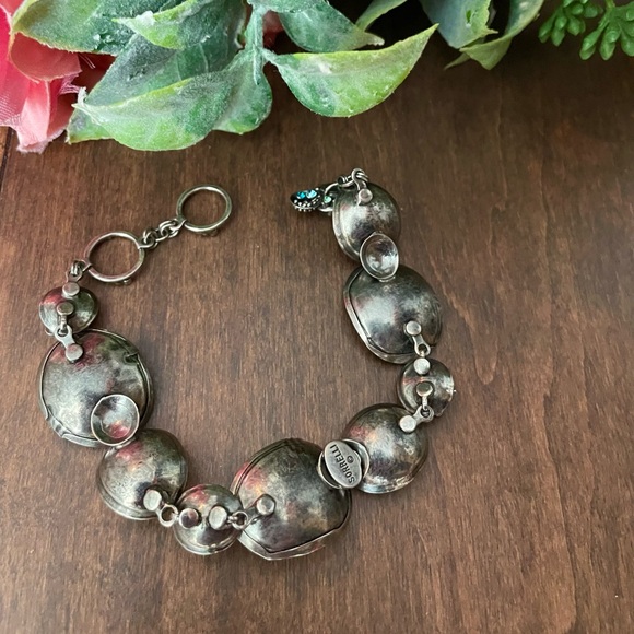 Artistic Sorrelli Vintage Handcrafted Bracelet - Picture 13 of 17